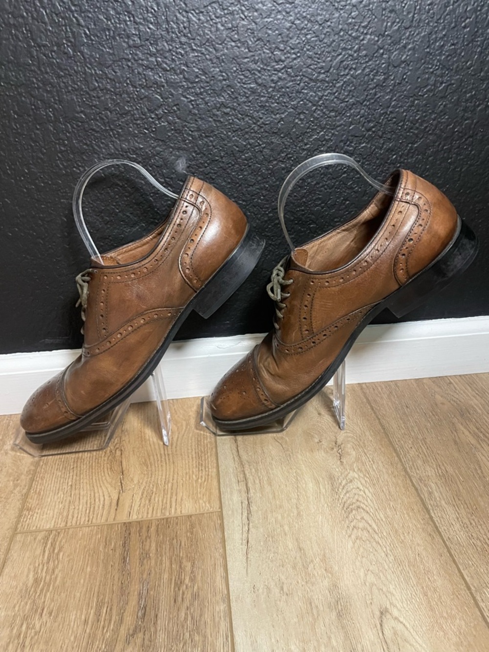Johnston & Murphy Tan Brown Leather Wingtip Oxfords